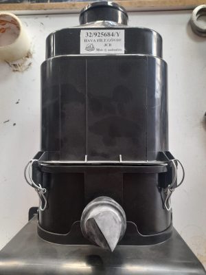 32-925684